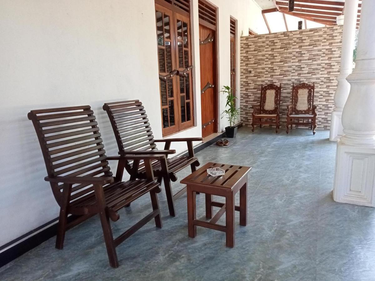 Induwara Safari Resort 우다왈라웨 외부 사진