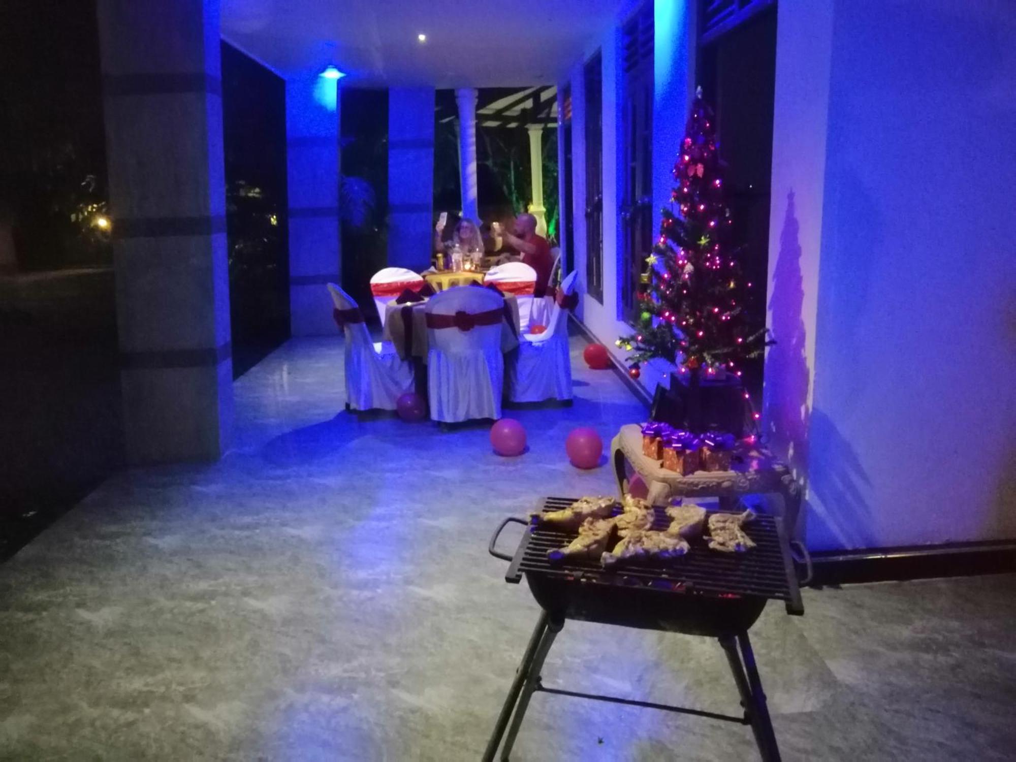 Induwara Safari Resort 우다왈라웨 외부 사진