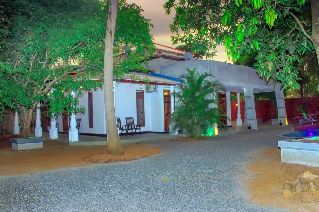 Induwara Safari Resort 우다왈라웨 외부 사진