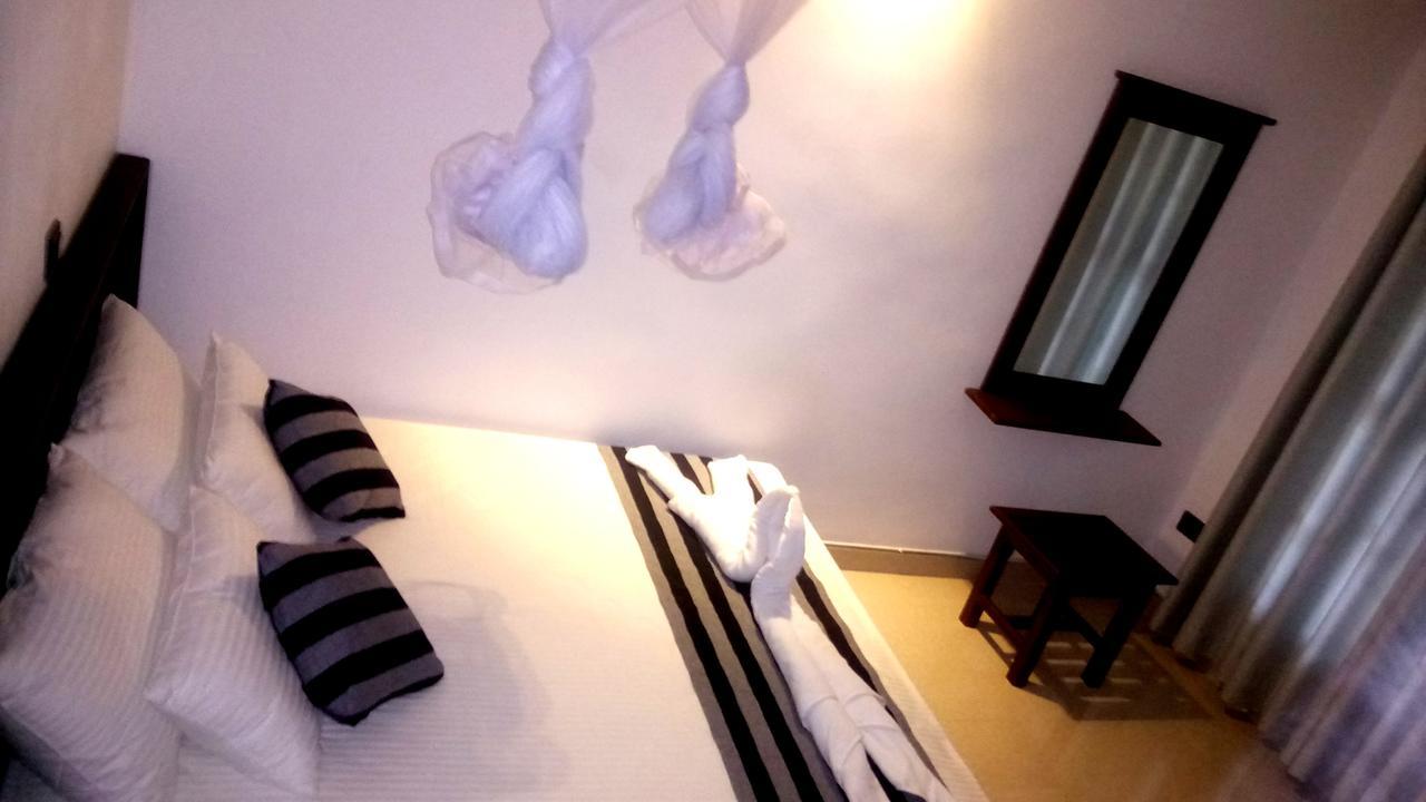 Induwara Safari Resort 우다왈라웨 외부 사진
