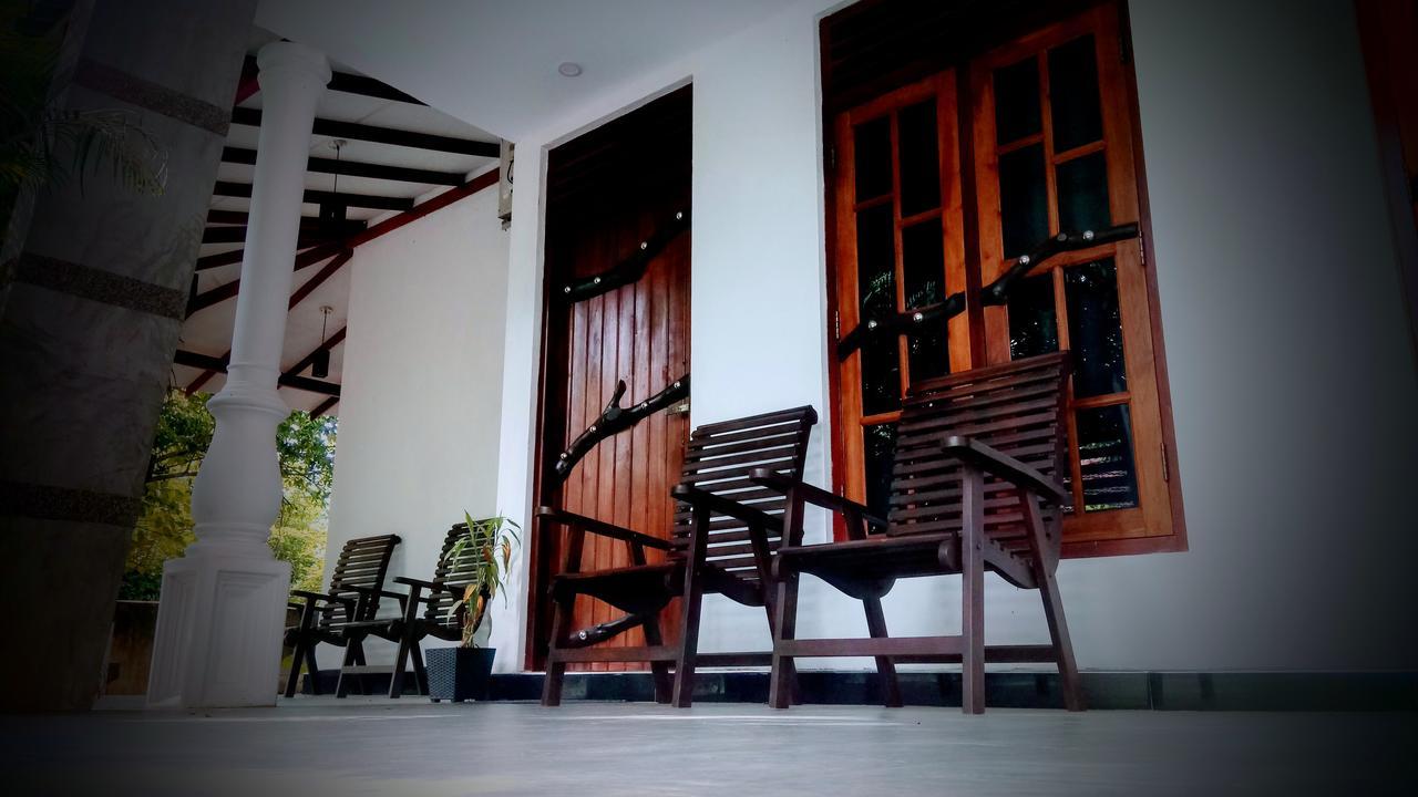 Induwara Safari Resort 우다왈라웨 외부 사진