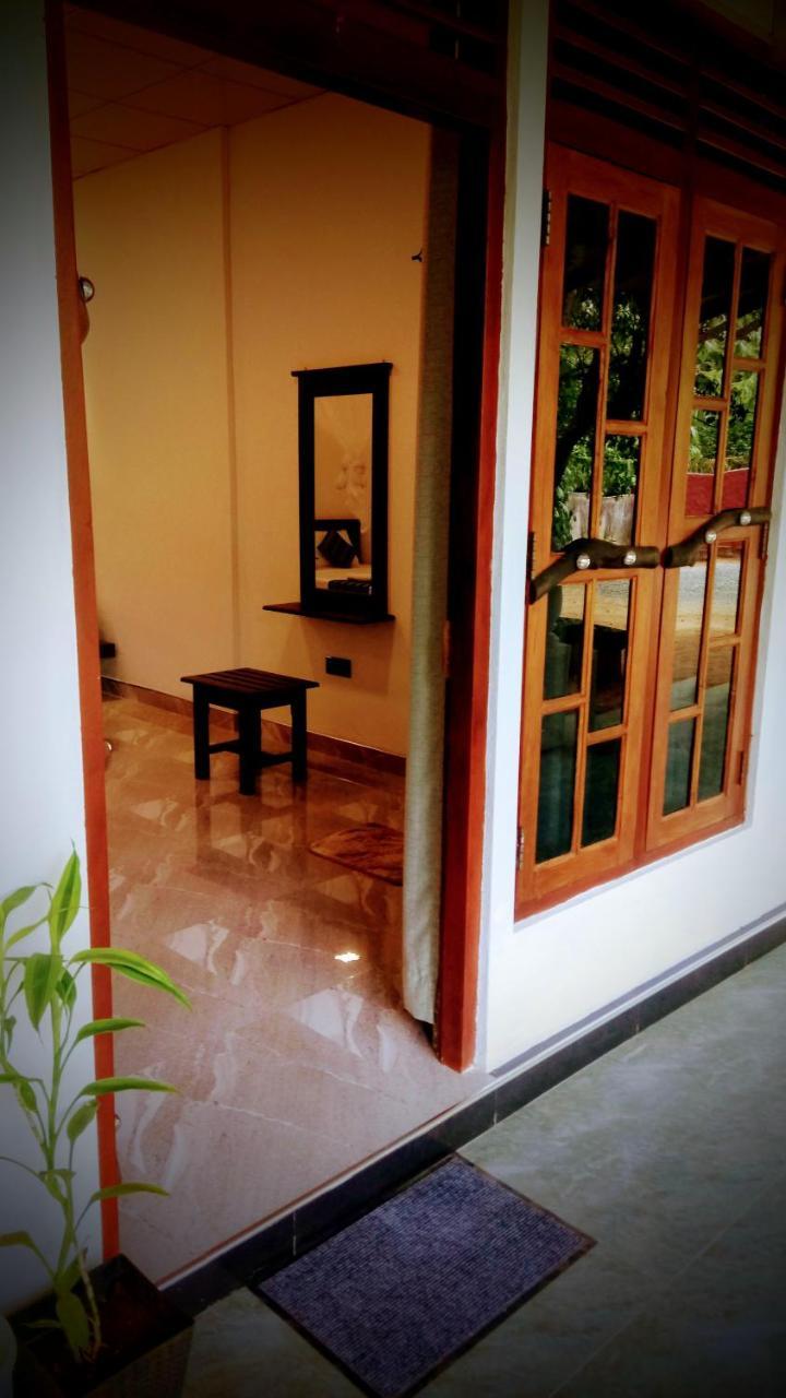 Induwara Safari Resort 우다왈라웨 외부 사진